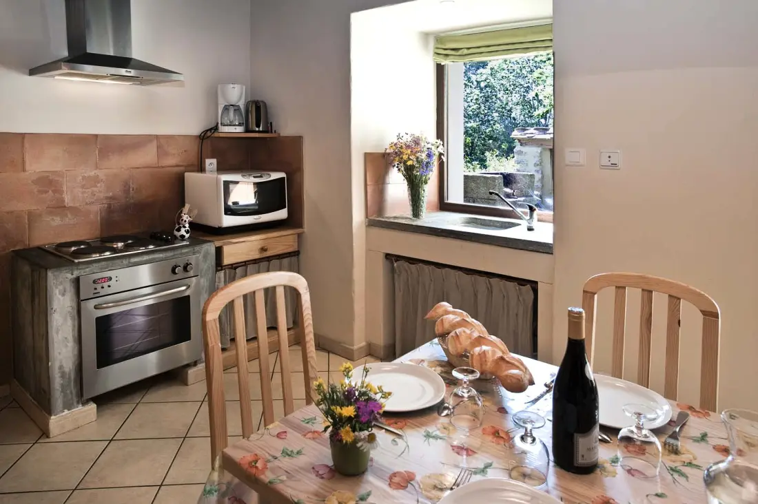 Gîte de France Gîtes de france  6/7 personnes aux combes 3 épis