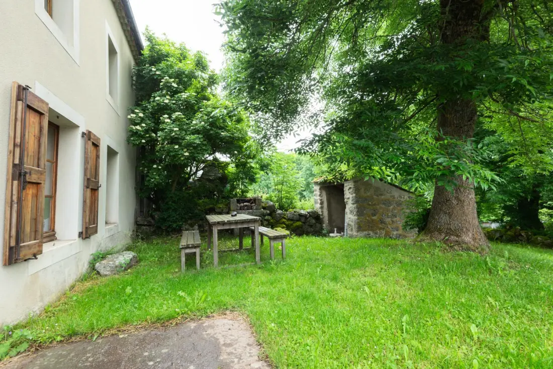 Gîte de France Gîtes de france  6/7 personnes aux combes 3 épis