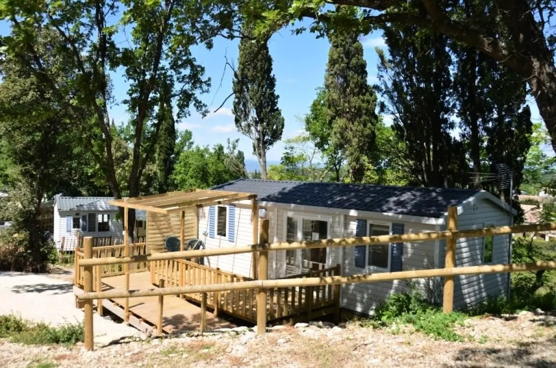 Camping de la Colline 3 étoiles★★★