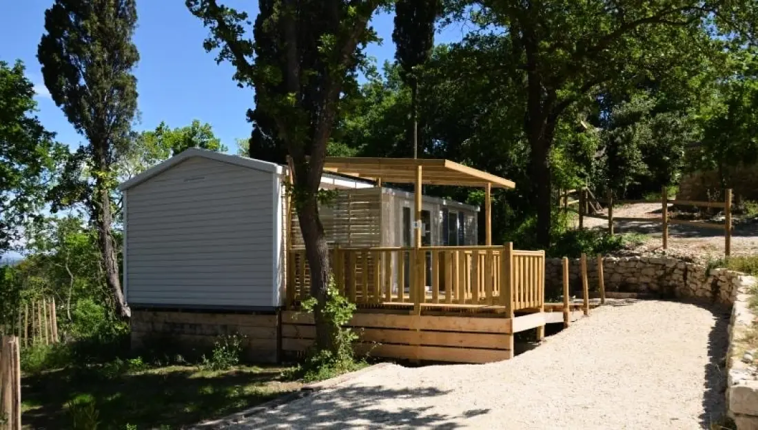 Camping de la Colline 3 étoiles★★★