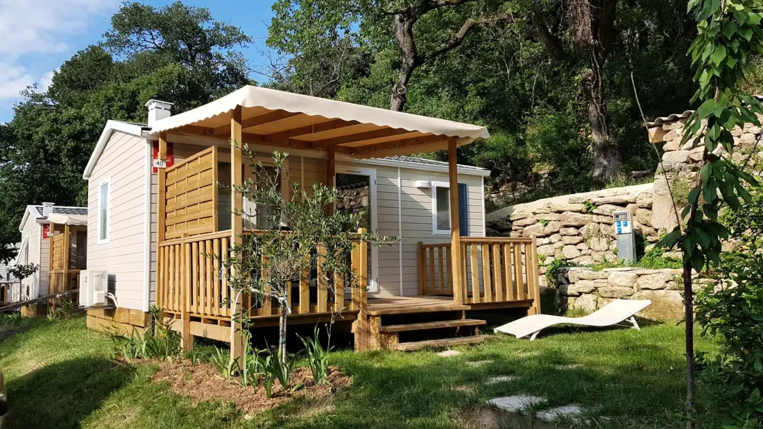 Camping de la Colline 3 étoiles★★★