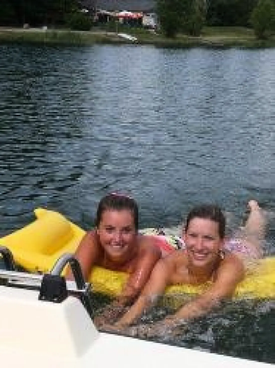 Camping du Lac de Carouge 3 étoiles★★★