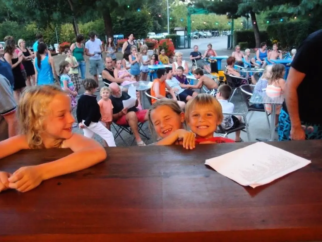 Camping du Lac de Carouge 3 étoiles★★★