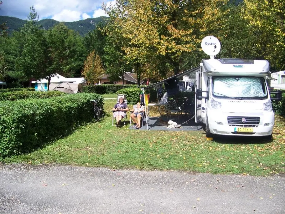 Camping du Lac de Carouge 3 étoiles★★★
