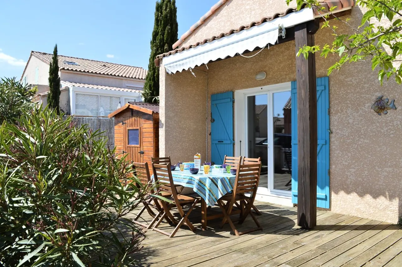 Restaurant La Garrigue Saint Pierre La Mer