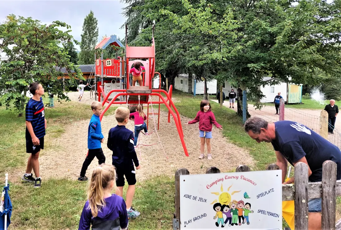 Camping Quercy Vacances 4 étoiles★★★★