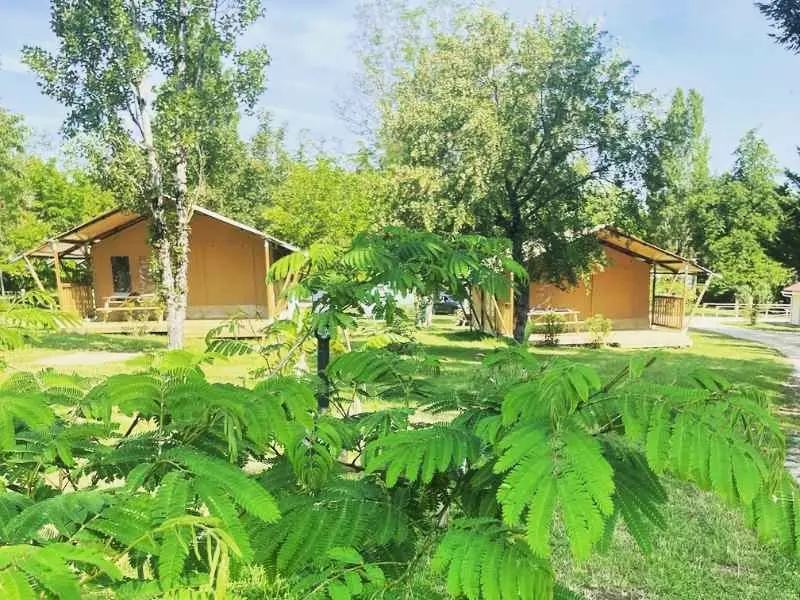 Camping Quercy Vacances 4 étoiles★★★★