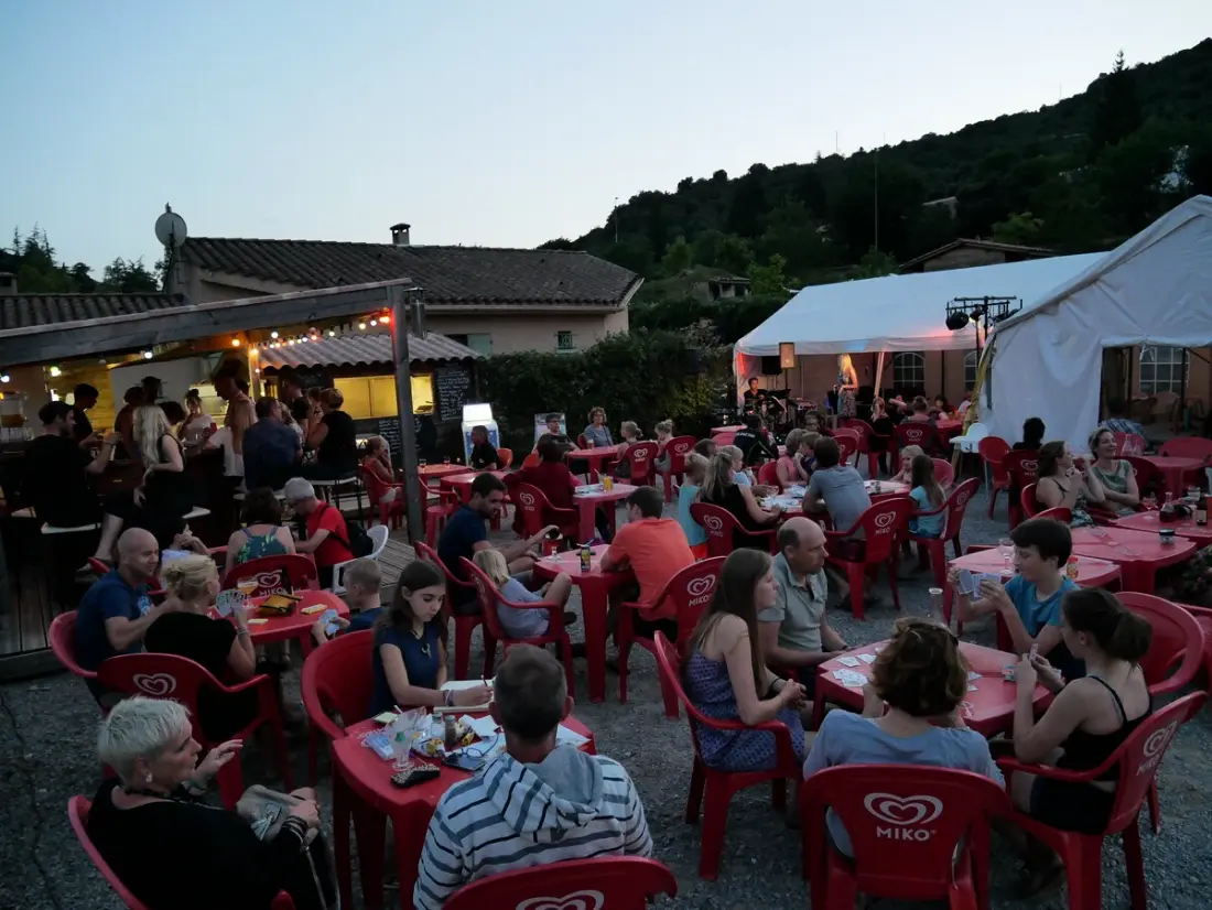 Camping Les Cerisiers du Jaur4 étoiles★★★★
