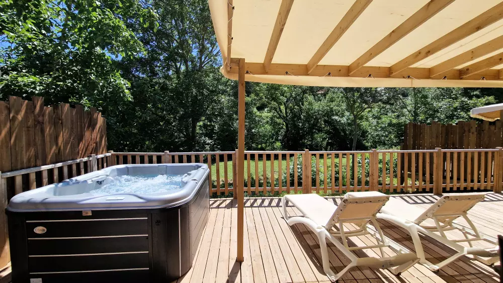 Camping Les Cerisiers du Jaur4 étoiles★★★★