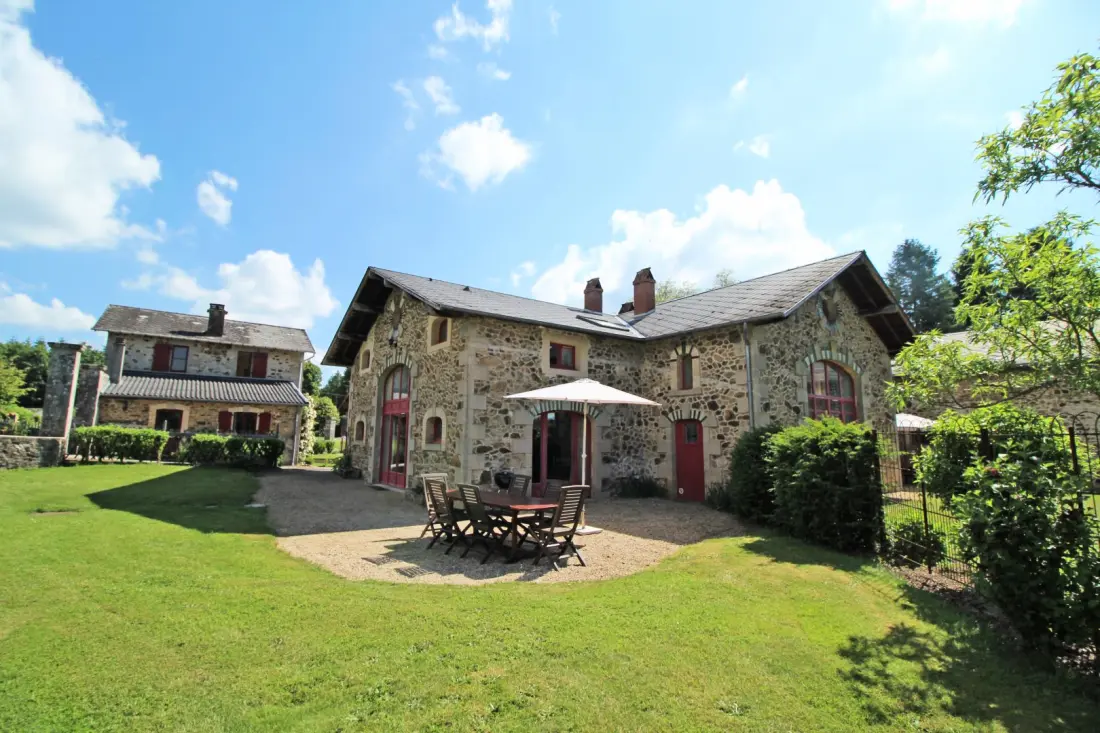 Gîte de France Le bûcher et la volière 3 épis