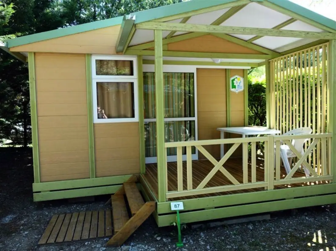 Flower Camping Le Plan d'Eau - Ardèche 4 étoiles★★★★