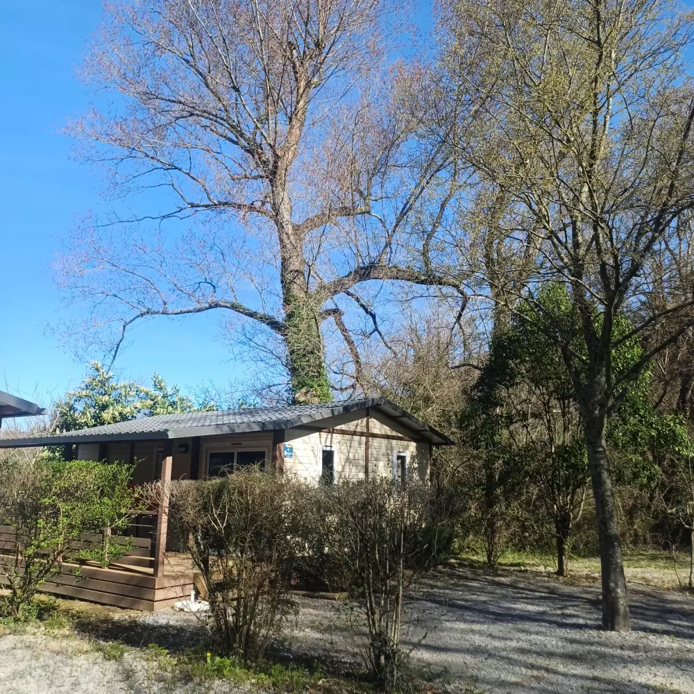 Flower Camping Le Plan d'Eau - Ardèche 4 étoiles★★★★