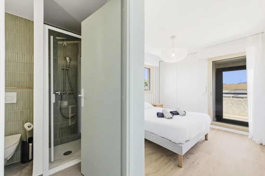 Appartement 125 M² Proche Plage, Piscine &amp; Parking