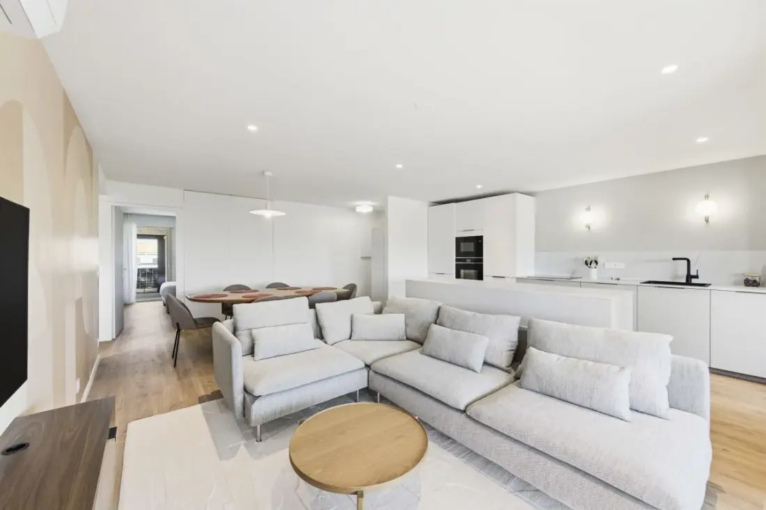 Appartement 125 M² Proche Plage, Piscine &amp; Parking