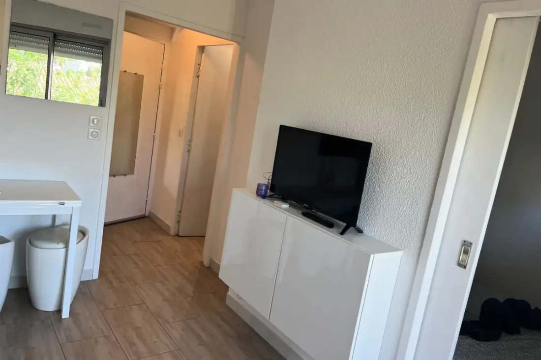 Appartement 1 Chambre Avec Balcon Proche La Plage