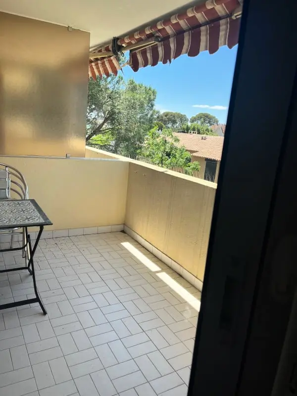 Appartement 1 Chambre Avec Balcon Proche La Plage
