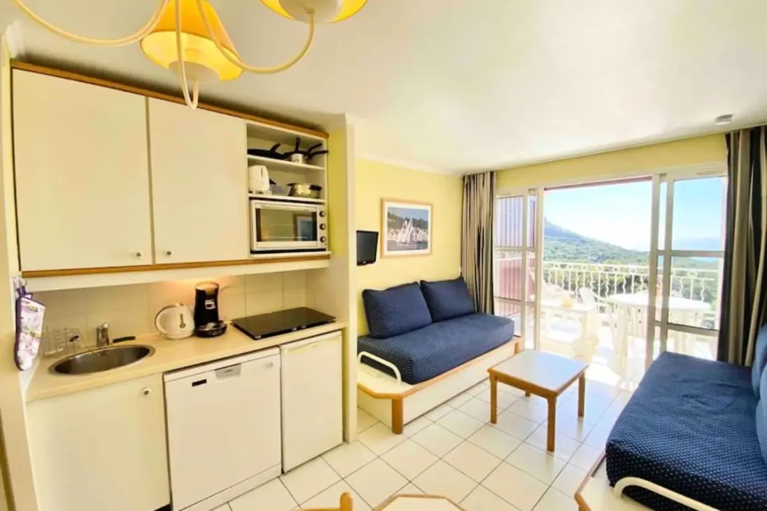 Appartement 2p Avec Piscine Proche De La Mer