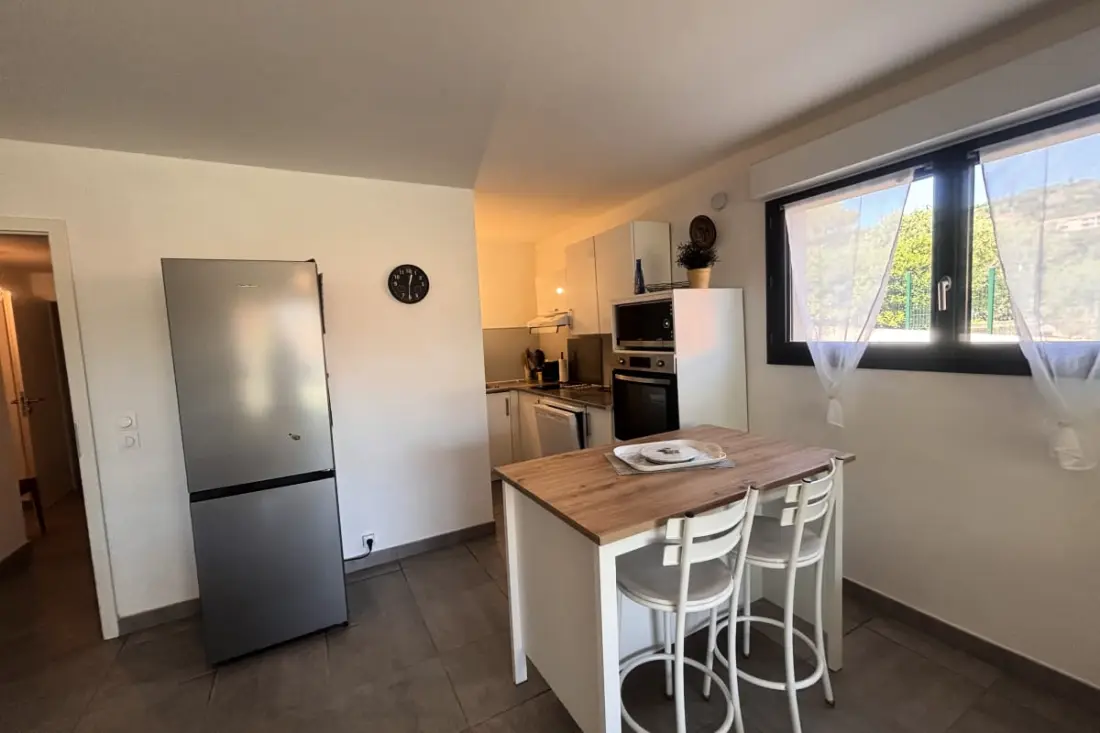 Appartement Avec Jardin à Saint-raphaël