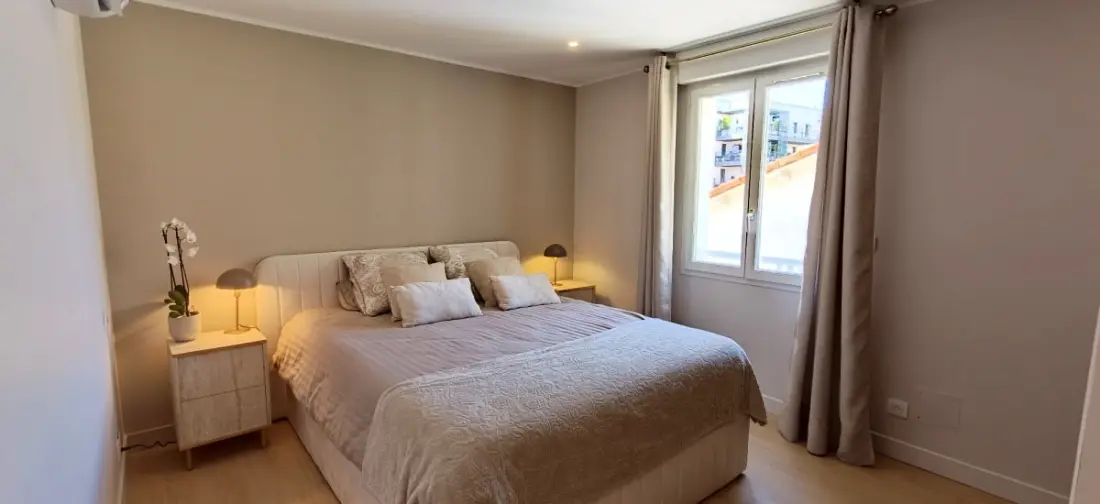 Appartement Avec Terrasse Et Parking Privé