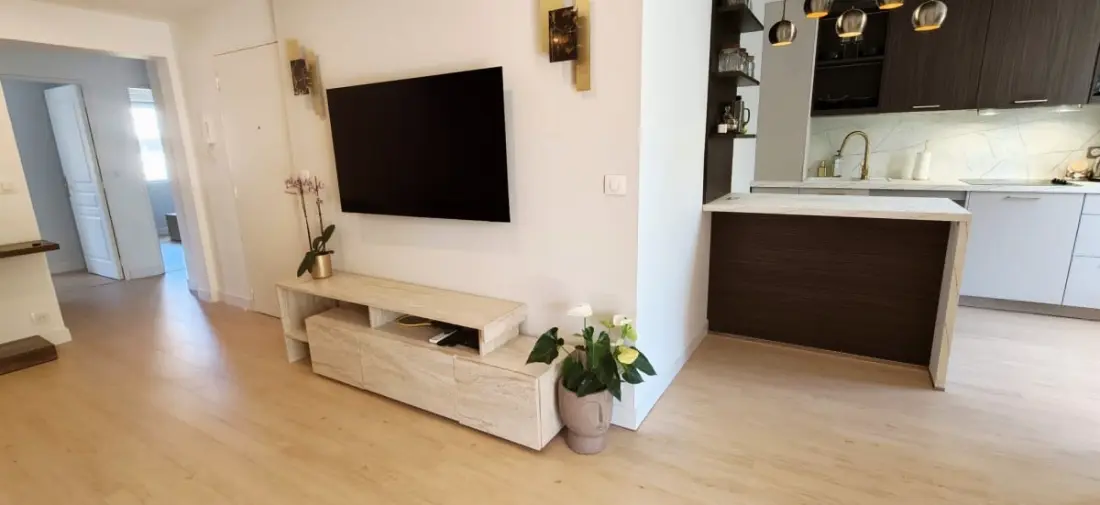 Appartement Avec Terrasse Et Parking Privé