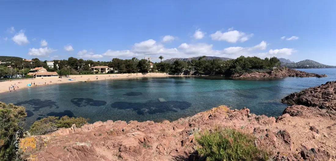 Appartement Avec Terrasse Vue Mer à Saint-raphaël