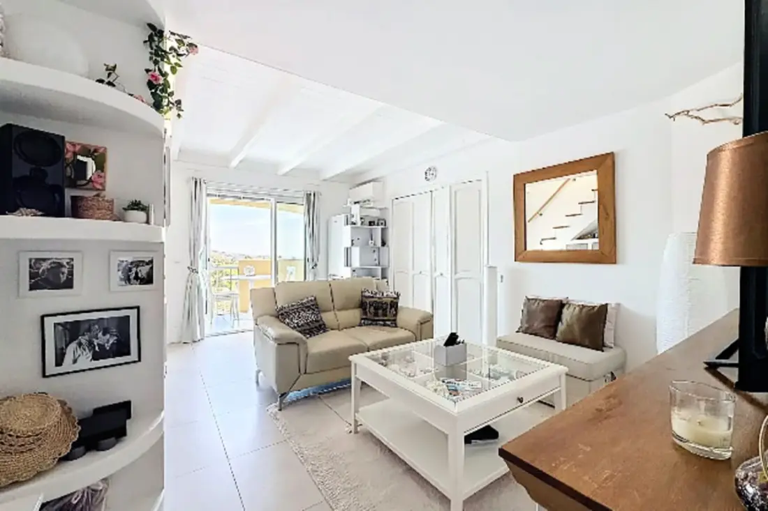 Appartement Avec Terrasse Vue Mer à Saint-raphaël