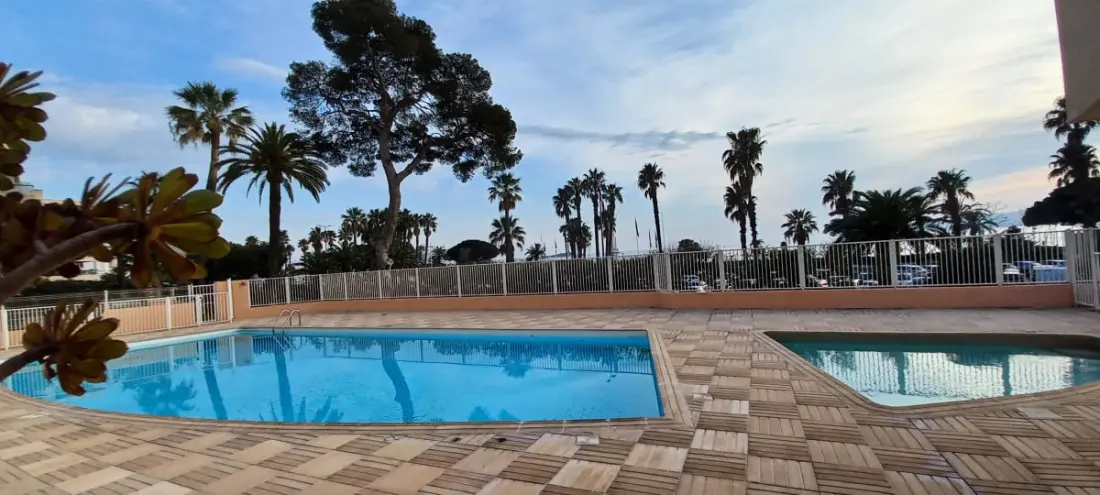 Appartement 3p Vue Mer à Saint-raphaël Piscine