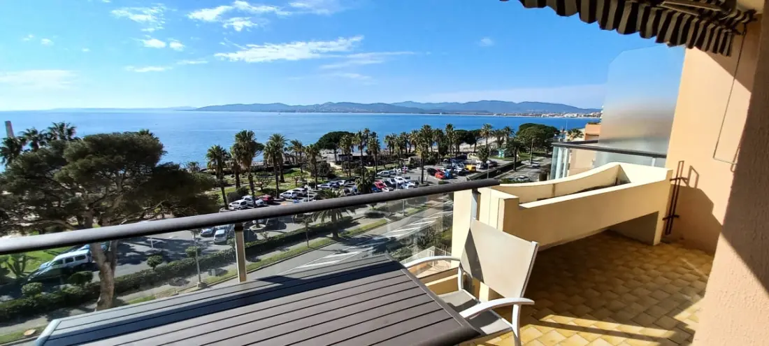 Appartement 3p Vue Mer à Saint-raphaël Piscine