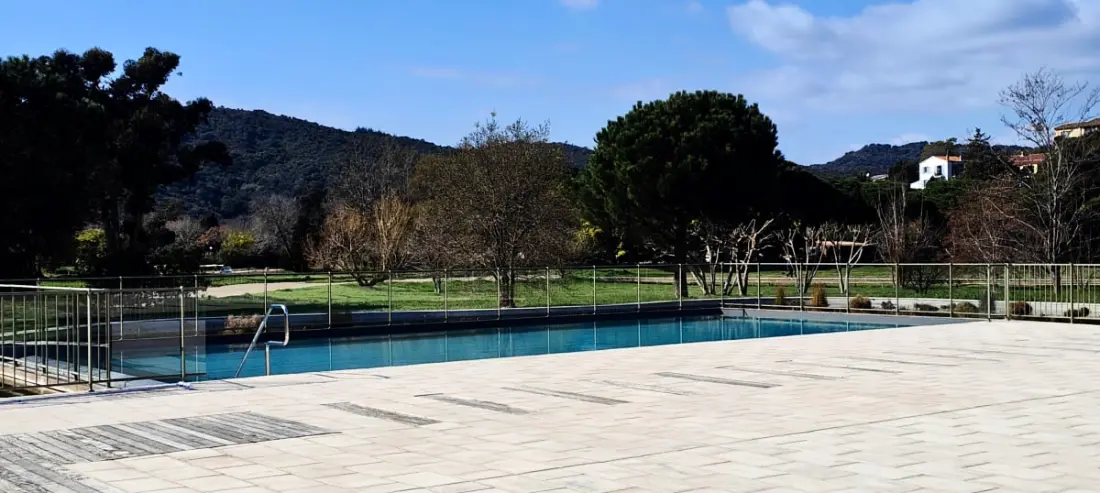 Appartement Spacieux Avec Piscine