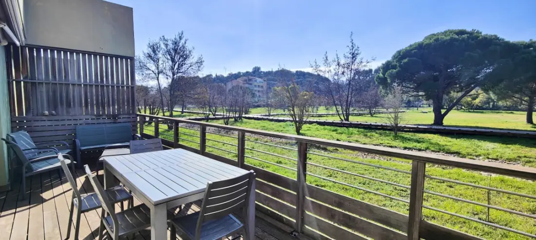 Appartement Spacieux Avec Piscine