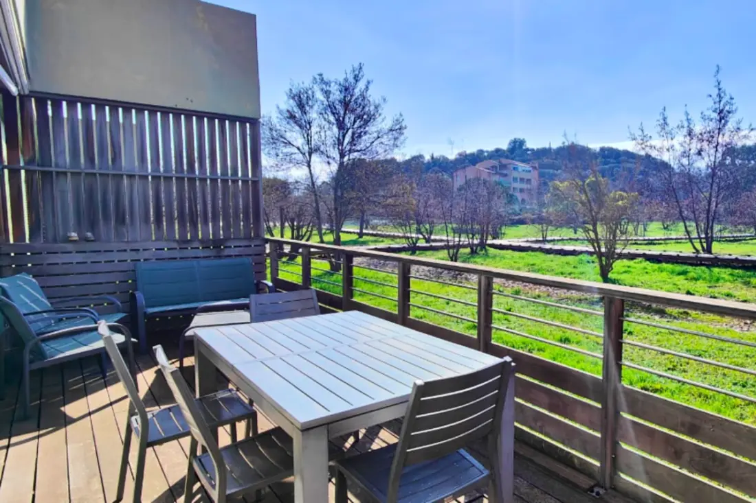 Appartement Spacieux Avec Piscine