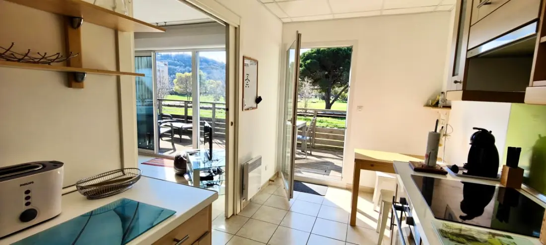 Appartement Spacieux Avec Piscine