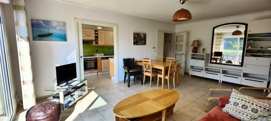 Appartement Spacieux Avec Piscine