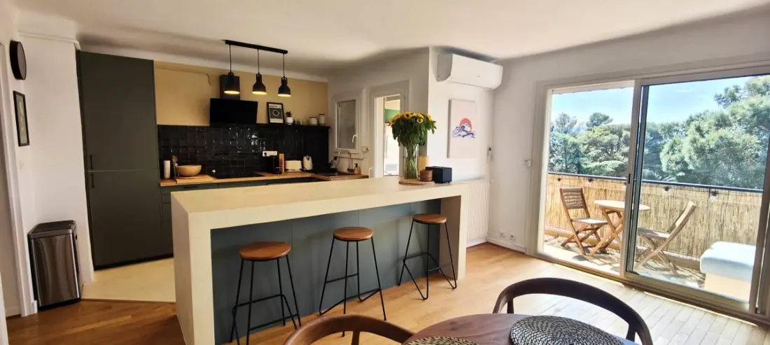 Bel Appartement De 71 M² à saint-raphaël