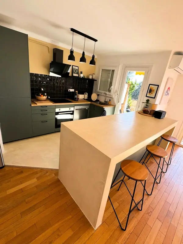 Bel Appartement De 71 M² à saint-raphaël
