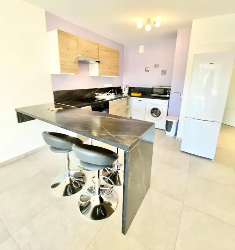 Bel Appartement Pour 5 Avec Piscine