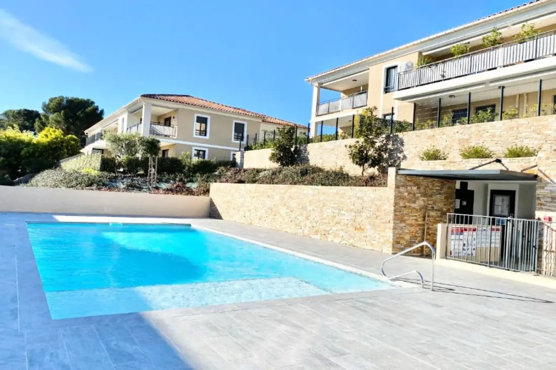 Bel Appartement Pour 5 Avec Piscine