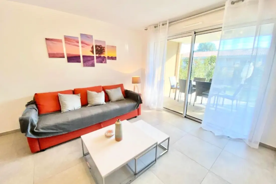 Bel Appartement Pour 5 Avec Piscine