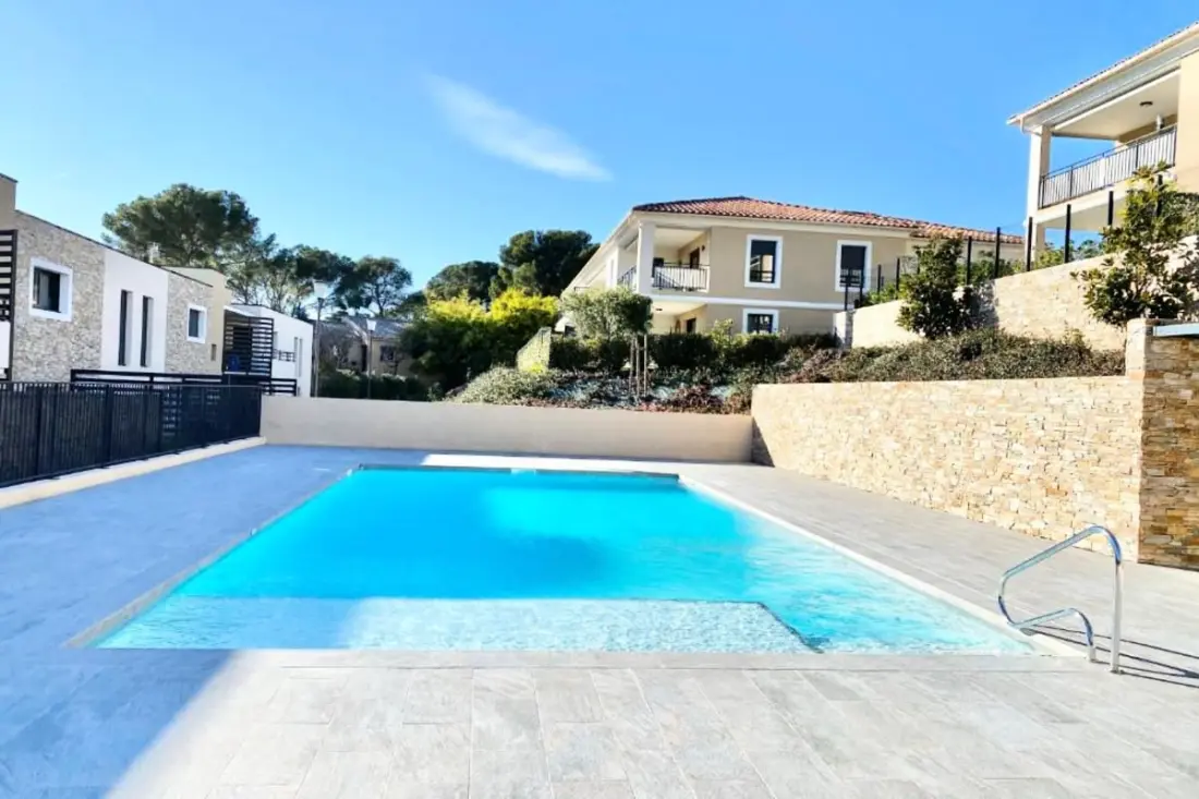 Bel Appartement Pour 5 Avec Piscine