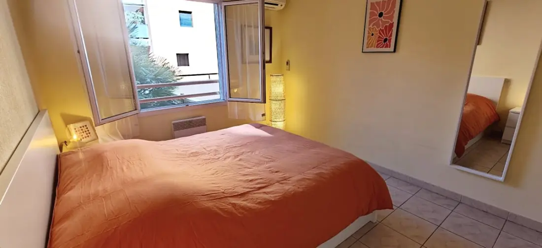 Grand Appartement Terrasse 35m² Proche Plage