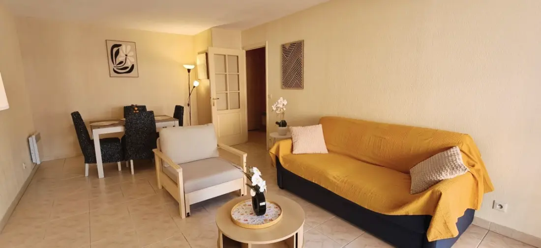 Grand Appartement Terrasse 35m² Proche Plage