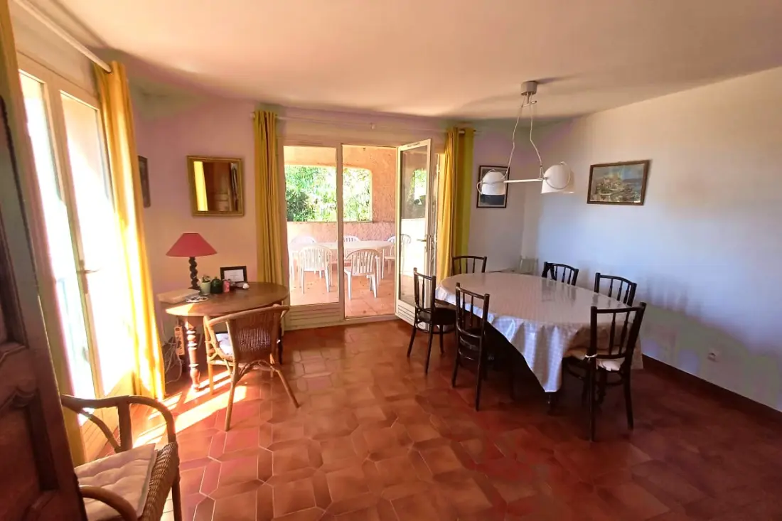 Villa Familiale Dans Un Domaine Arboré Proche Mer