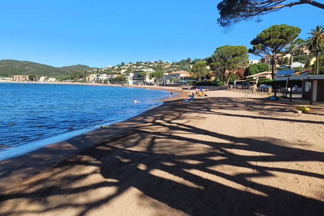 Villa Familiale Dans Un Domaine Arboré Proche Mer