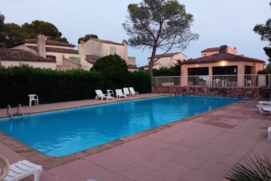Maison Familiale 4 Chambres - Avec Jardin