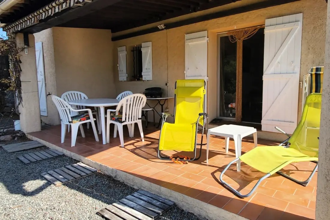 Maison Spacieuse Avec Piscine Proche De La Mer