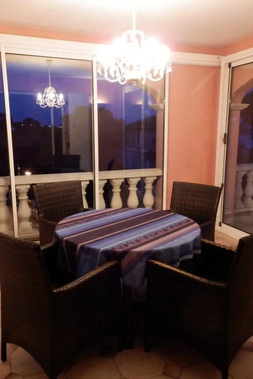 Résidence Schöne Ferienwohnung mit Meerblick und Pool