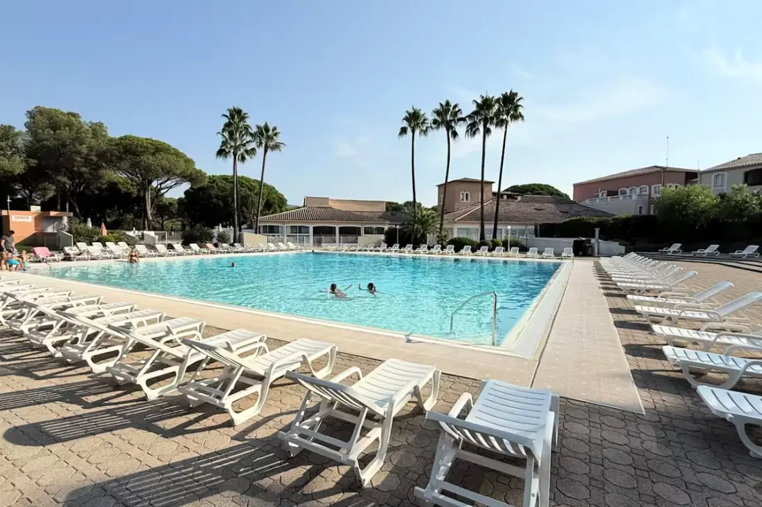 Studio à Saint-raphaël Avec Piscine &amp; Tennis