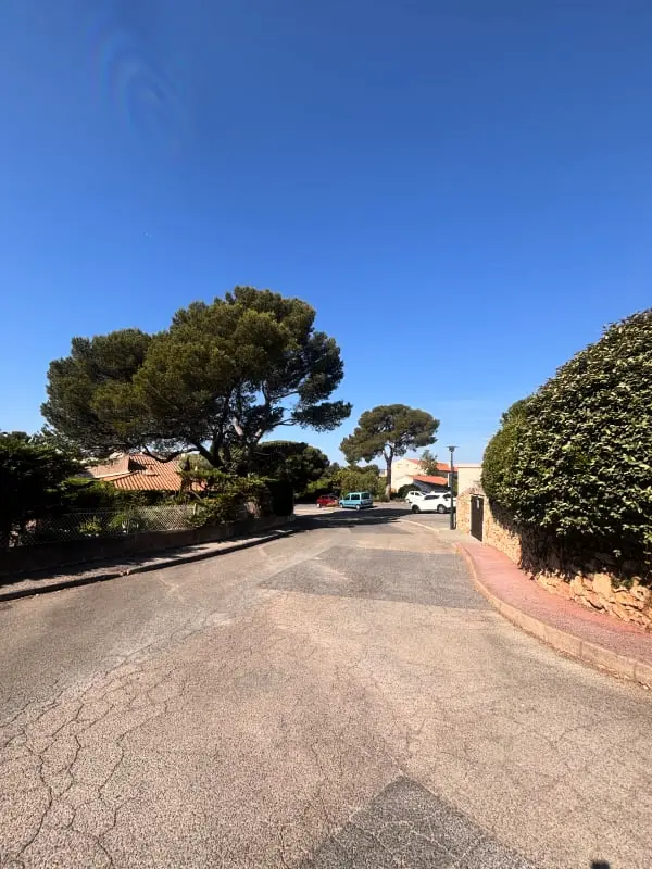 Studio De Jardin Avec Terrasse à 600 M Du Port