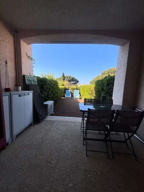 Studio De Jardin Avec Terrasse à 600 M Du Port