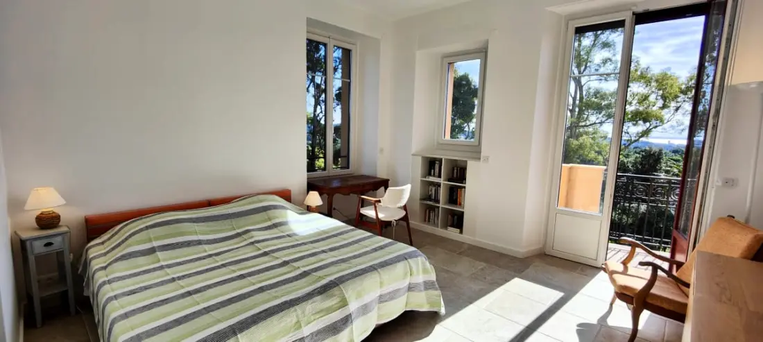 T3 Spacieux Avec Balcon - Très Belle Vue Mer